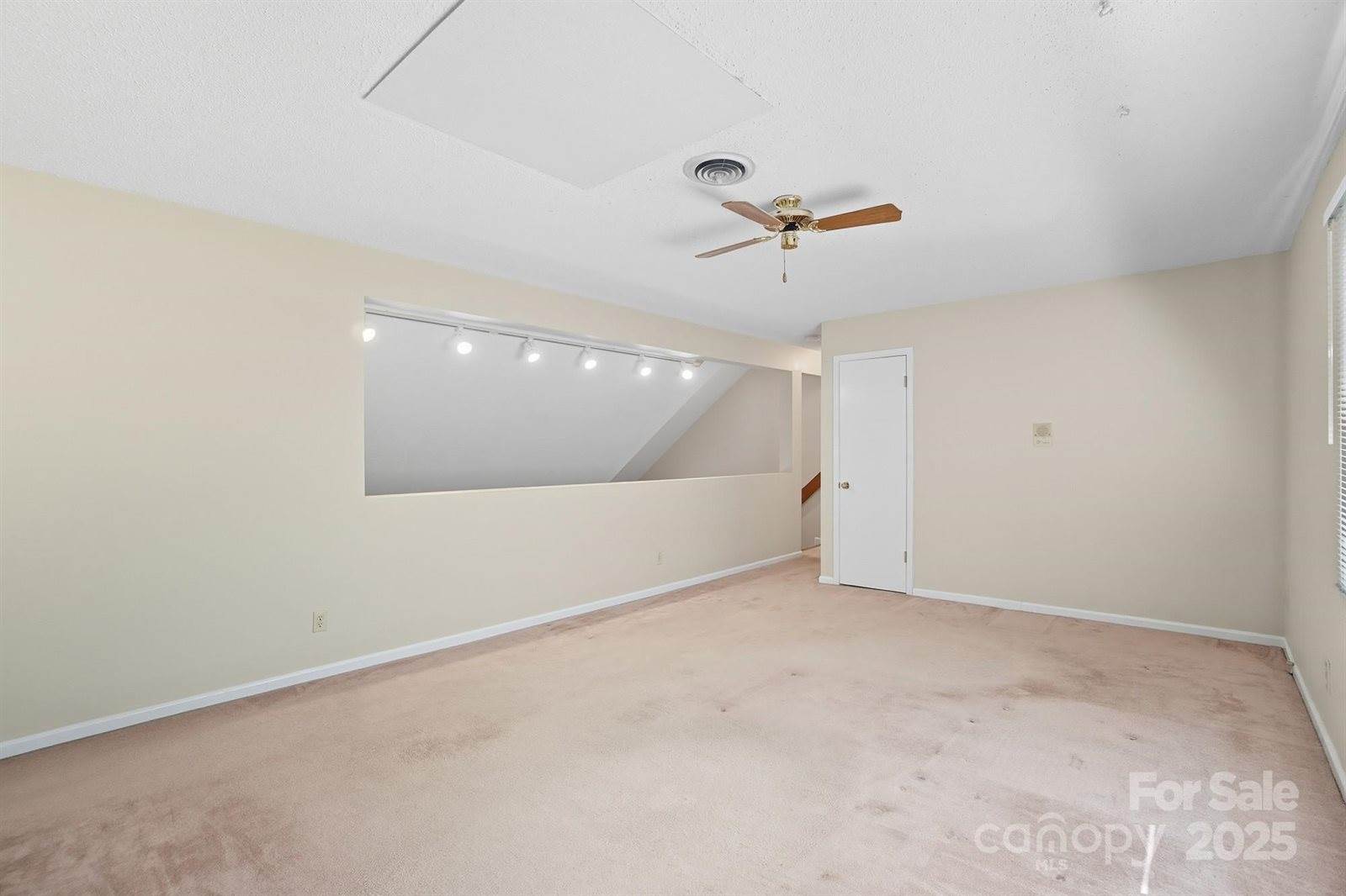 1136 Cameo Court, Charlotte, NC 28270