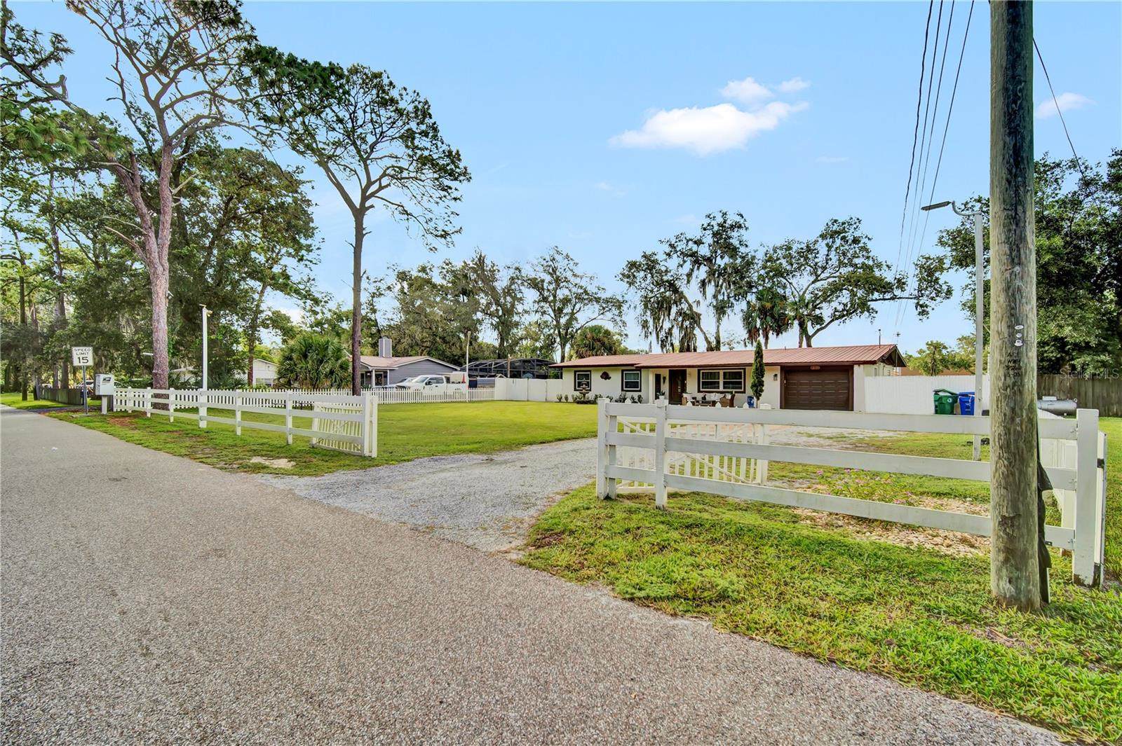 427 West Lakeview Avenue, Lake Mary, FL 32746