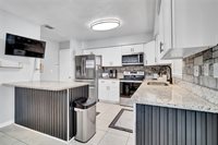 427 West Lakeview Avenue, Lake Mary, FL 32746