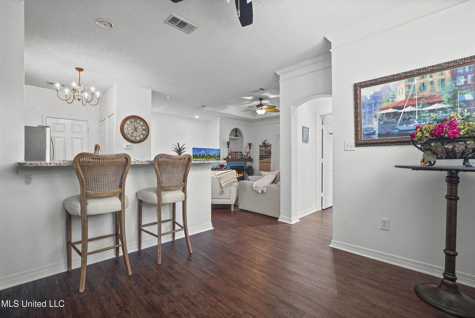 2252 Beach Drive, Gulfport, MS 39507