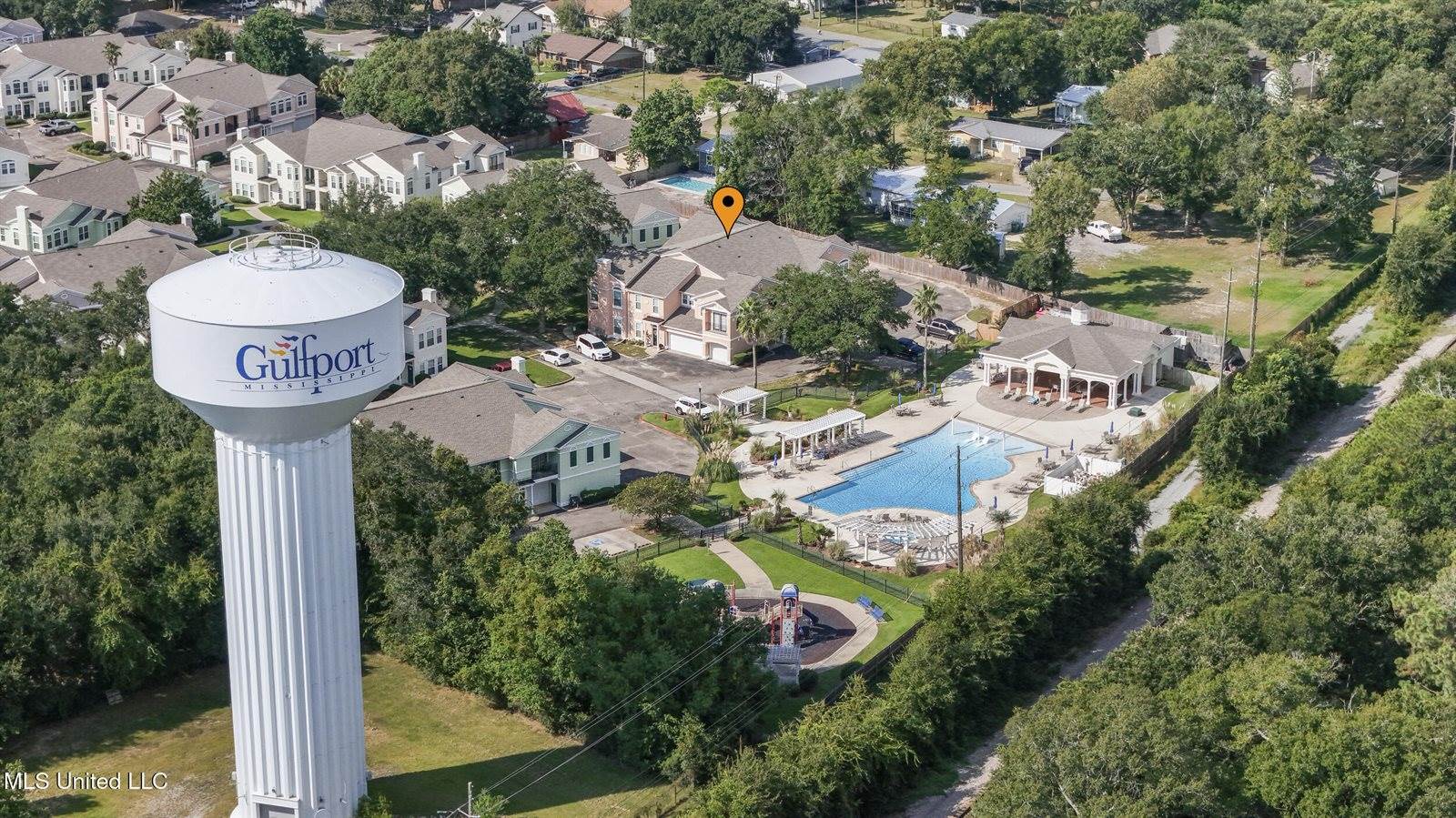 2252 Beach Drive, Gulfport, MS 39507