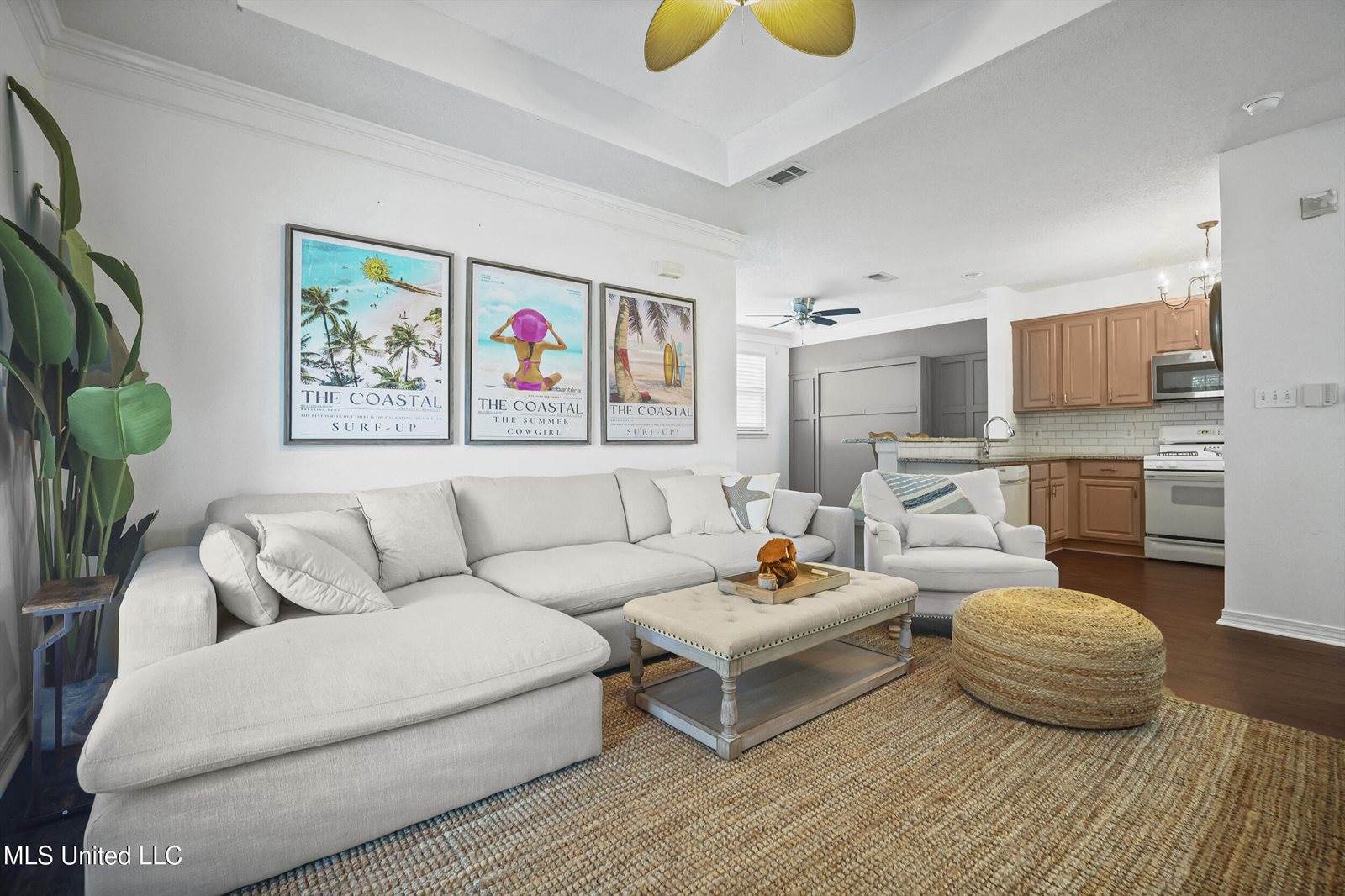 2252 Beach Drive, Gulfport, MS 39507