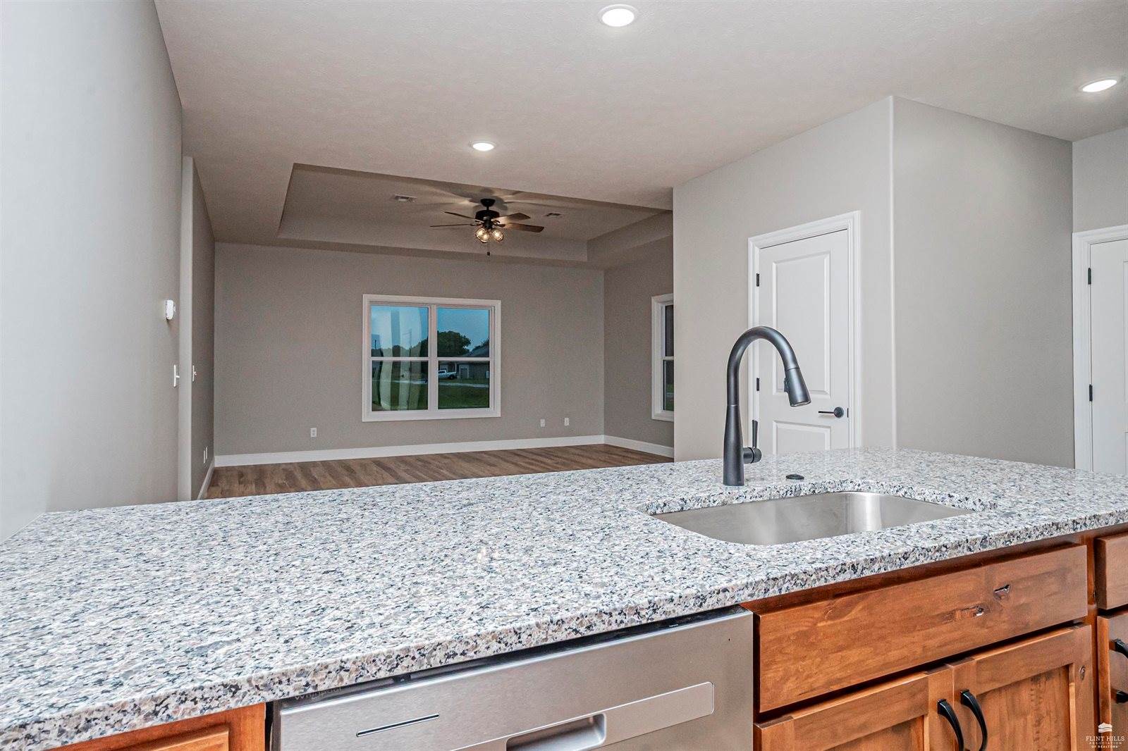 1800-1802 Broadfoot Drive, Abilene, KS 67410