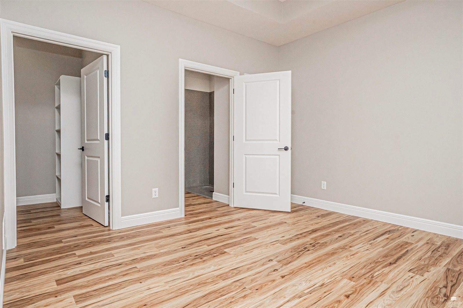 1800-1802 Broadfoot Drive, Abilene, KS 67410