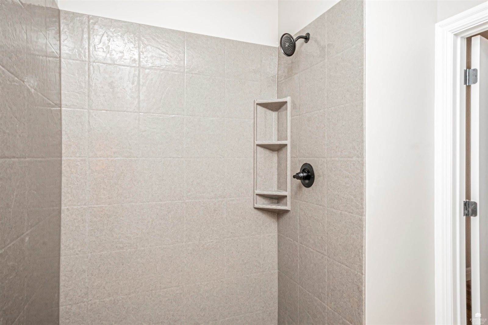 1800-1802 Broadfoot Drive, Abilene, KS 67410