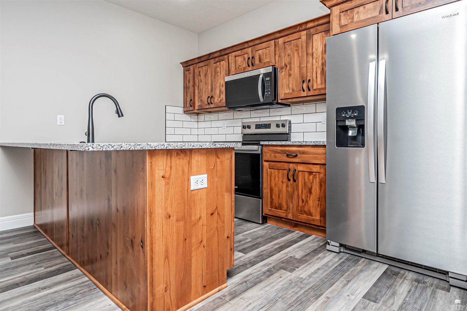 1800-1802 Broadfoot Drive, Abilene, KS 67410