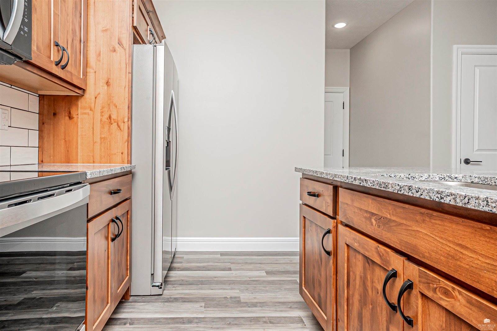 1800-1802 Broadfoot Drive, Abilene, KS 67410