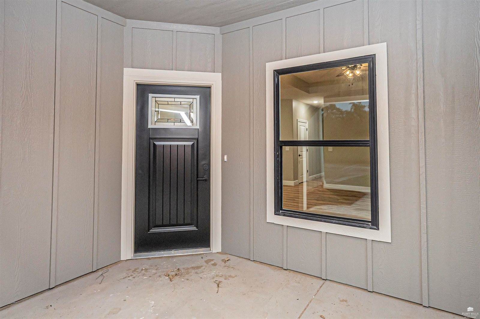 1800-1802 Broadfoot Drive, Abilene, KS 67410