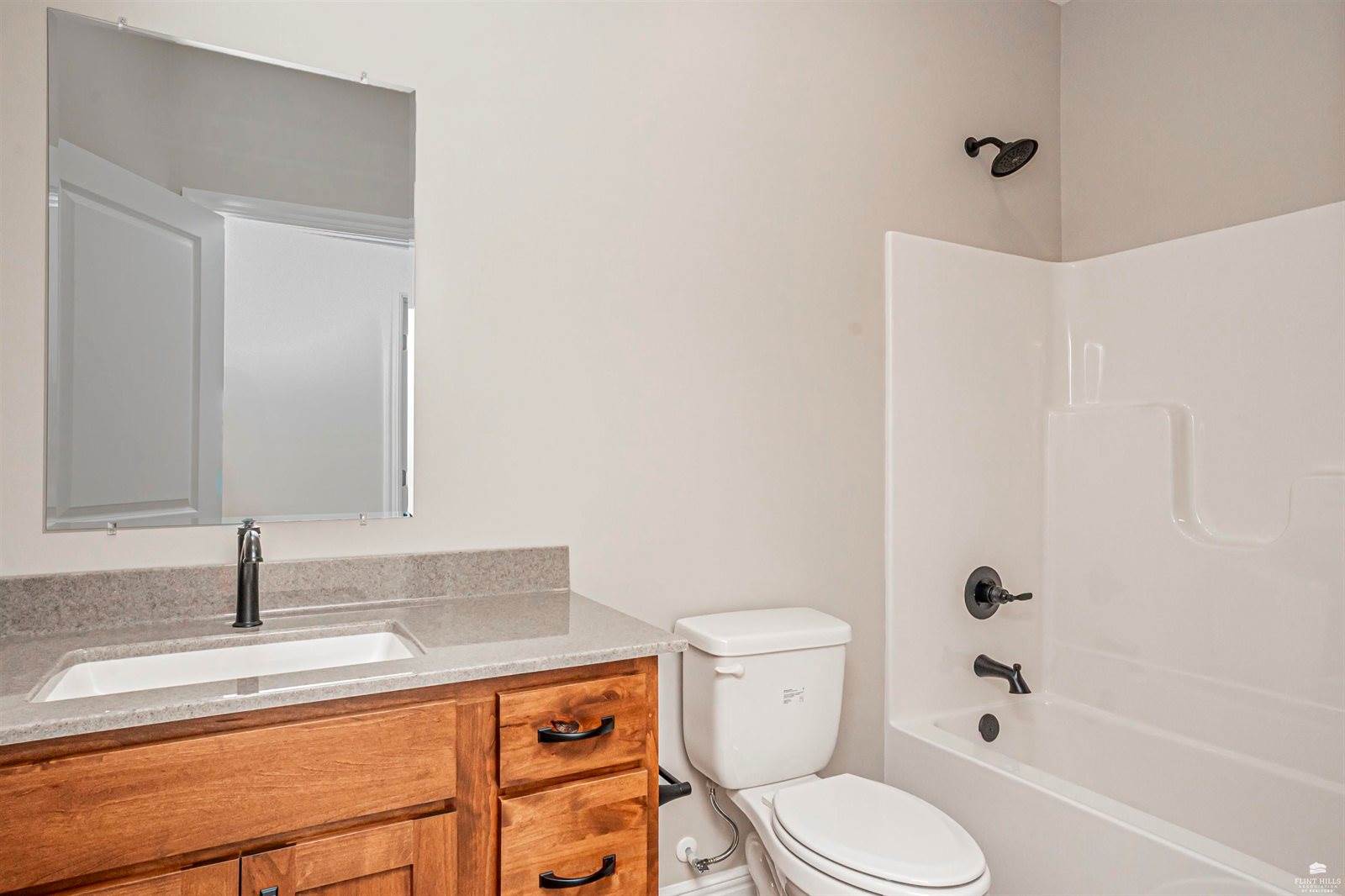 1800-1802 Broadfoot Drive, Abilene, KS 67410