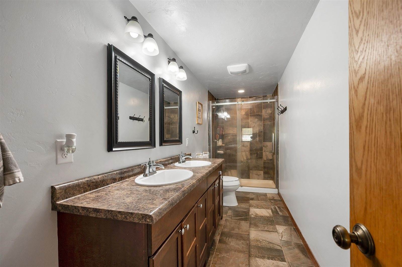 905 Adams Street, Little Chute, WI 54140