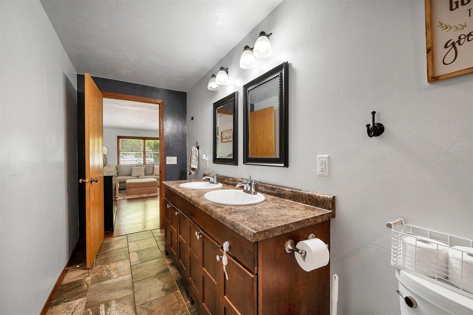 905 Adams Street, Little Chute, WI 54140