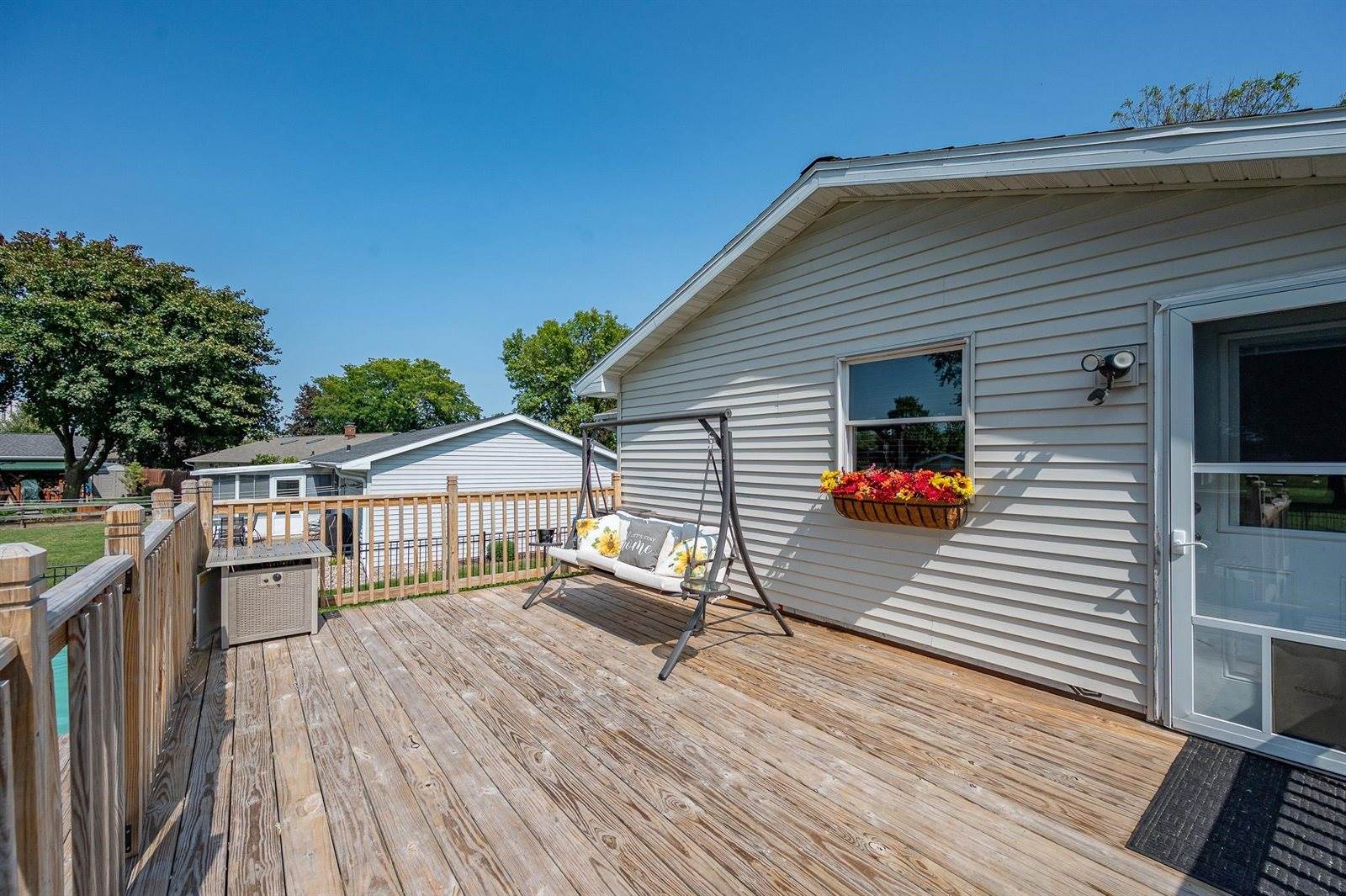 905 Adams Street, Little Chute, WI 54140