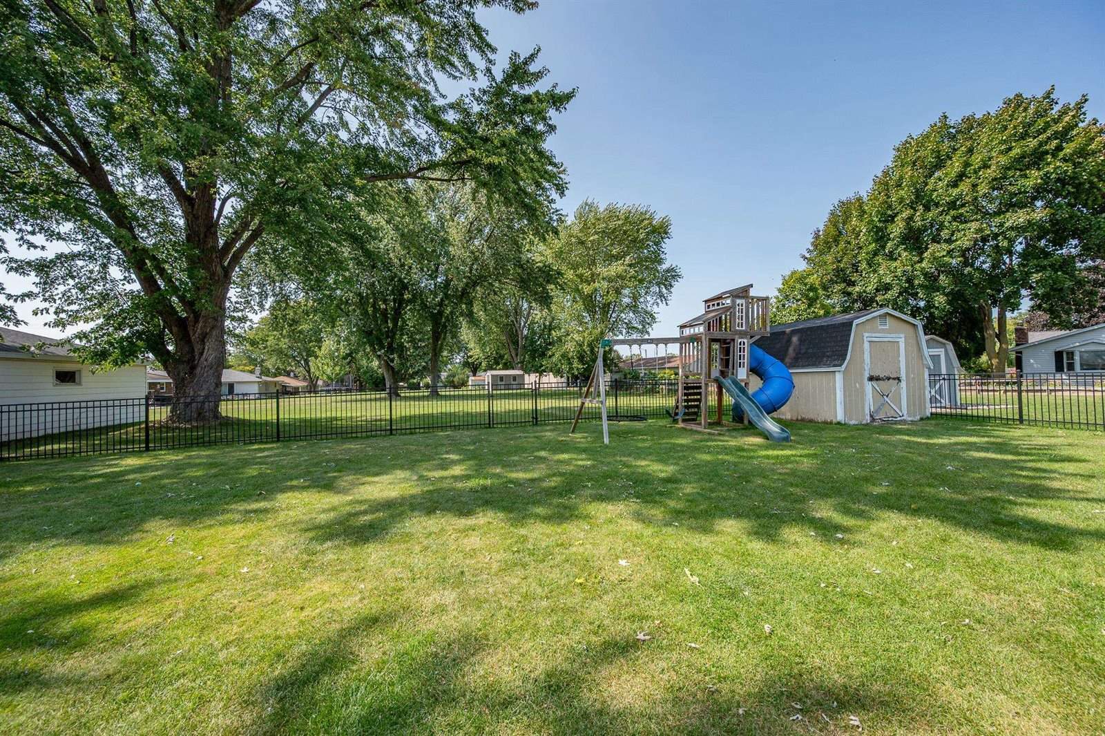 905 Adams Street, Little Chute, WI 54140