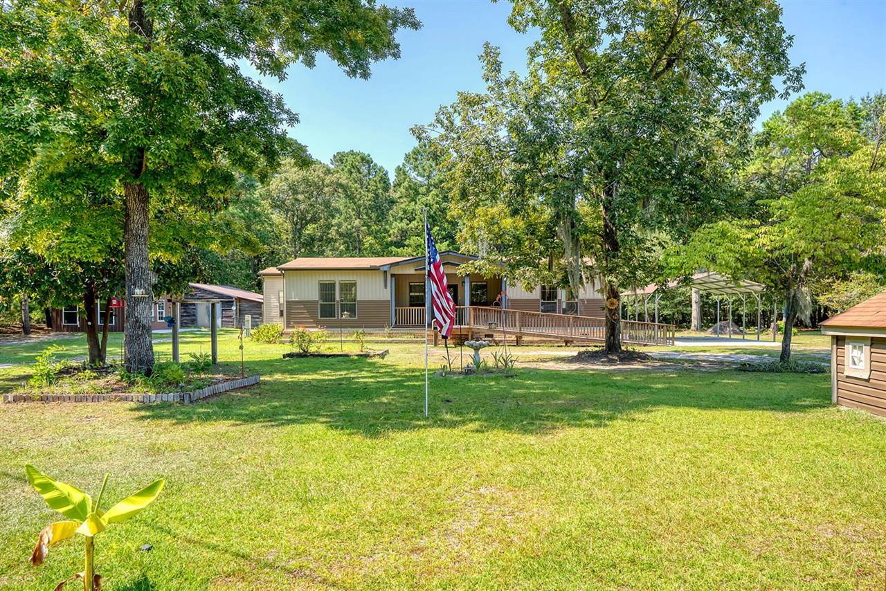 114 Georgiana Drive, Cross, SC 29436