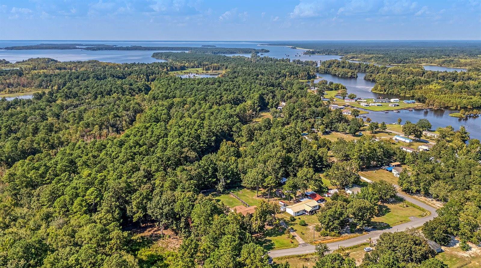 114 Georgiana Drive, Cross, SC 29436