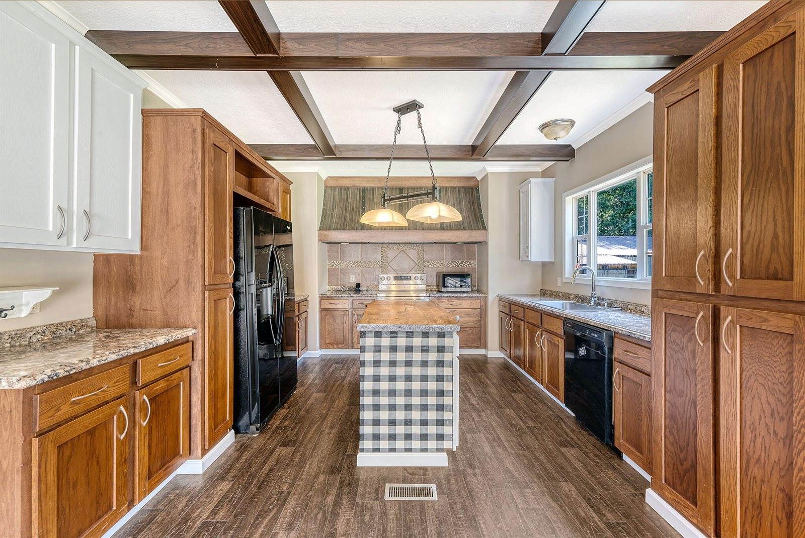 114 Georgiana Drive, Cross, SC 29436