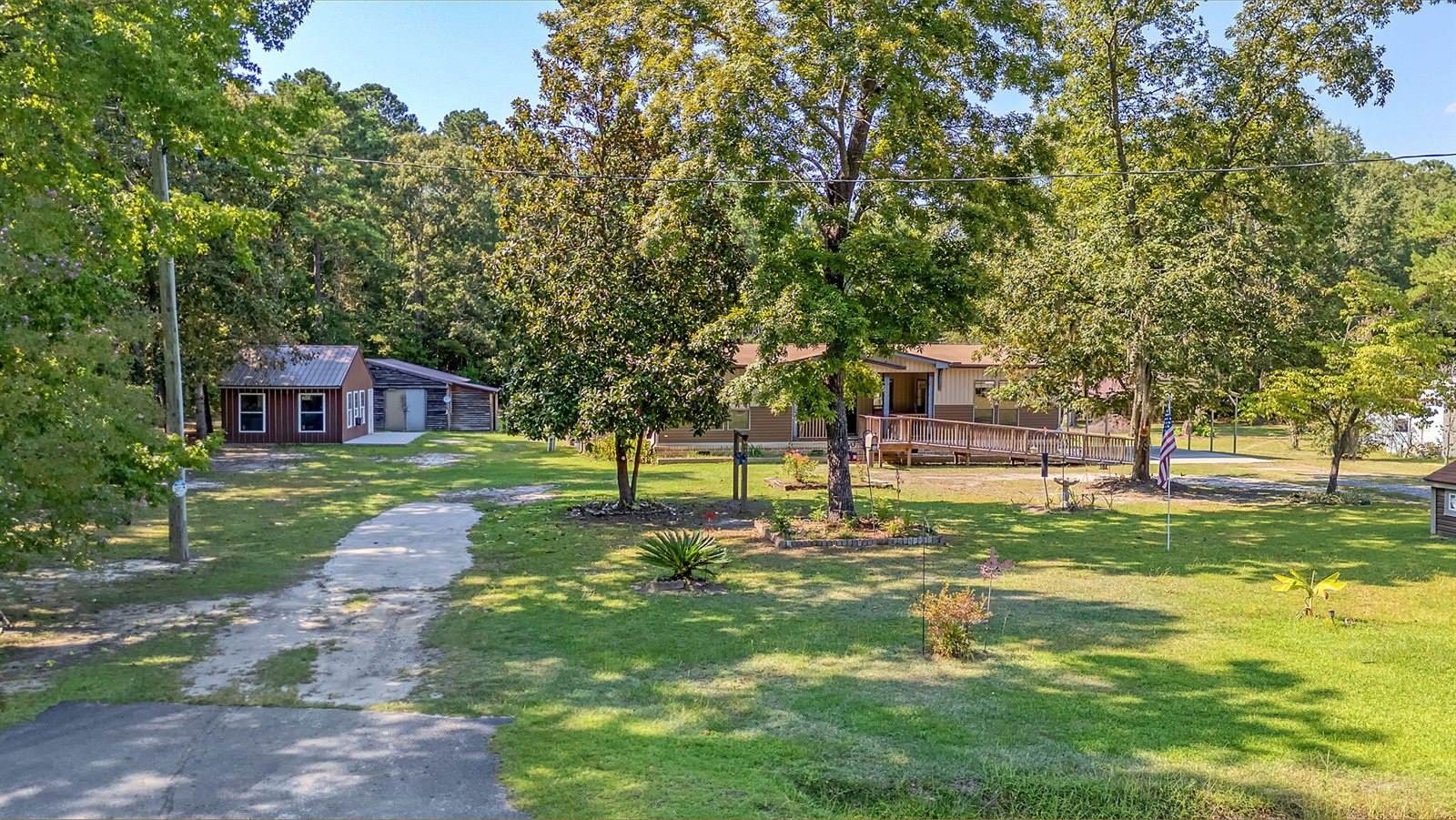 114 Georgiana Drive, Cross, SC 29436