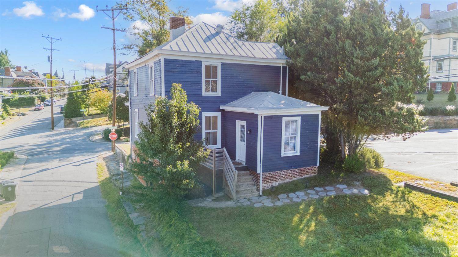 1401 Grace Street, Lynchburg, VA 24504