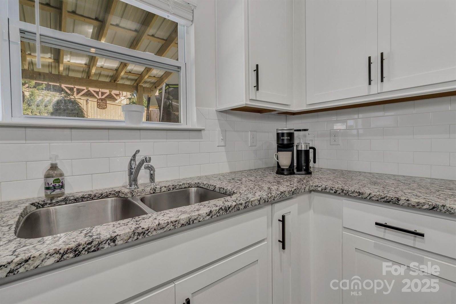 235 Marathon Lane, Candler, NC 28715