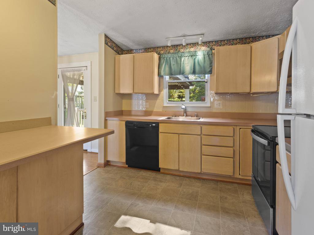 7684 Tuckerman Drive, Hanover, MD 21076