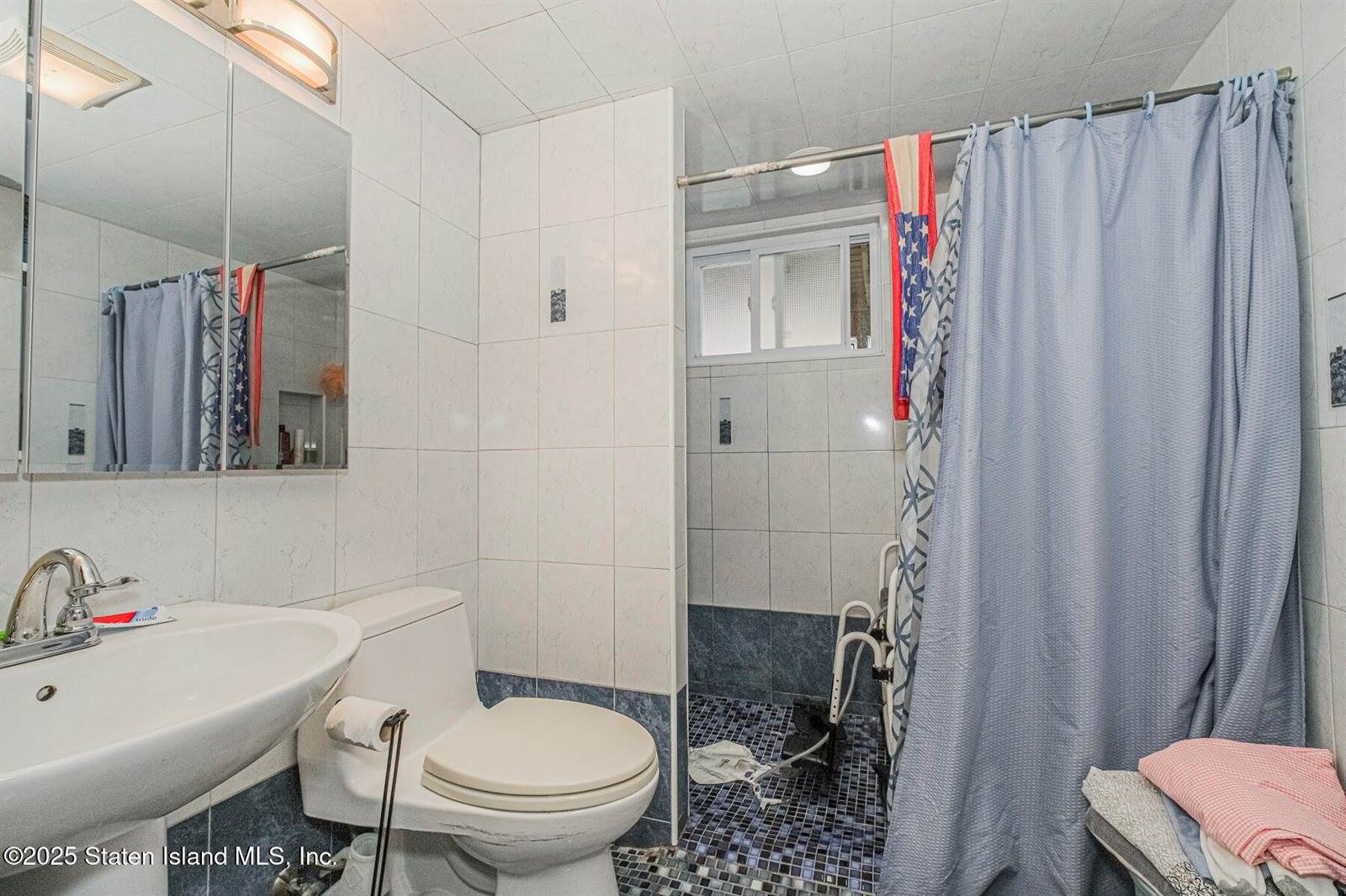 197 Slater Boulevard, Staten Island, NY 10305