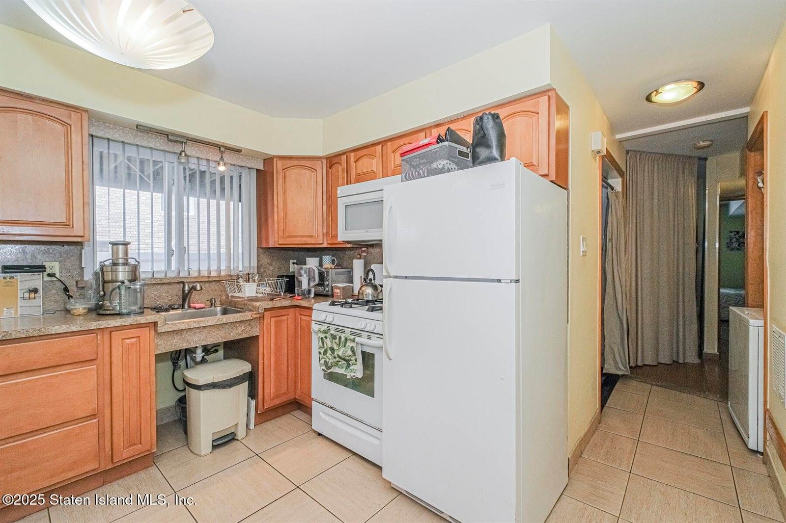 197 Slater Boulevard, Staten Island, NY 10305