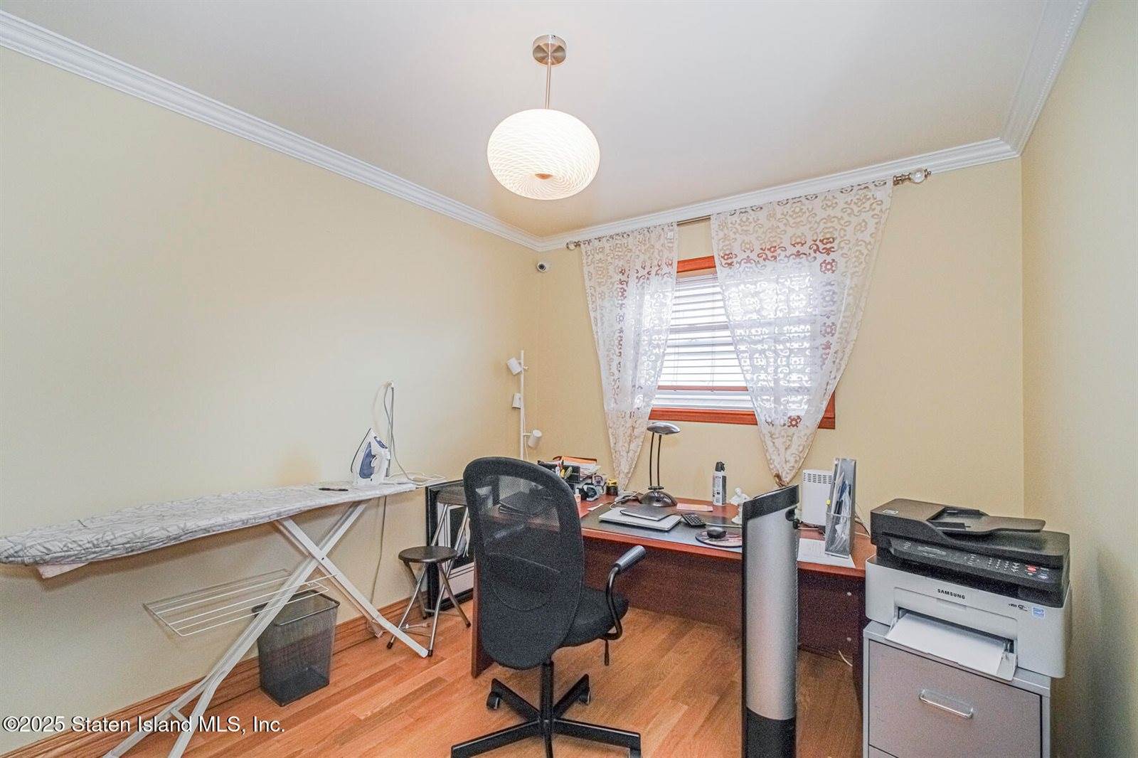 197 Slater Boulevard, Staten Island, NY 10305