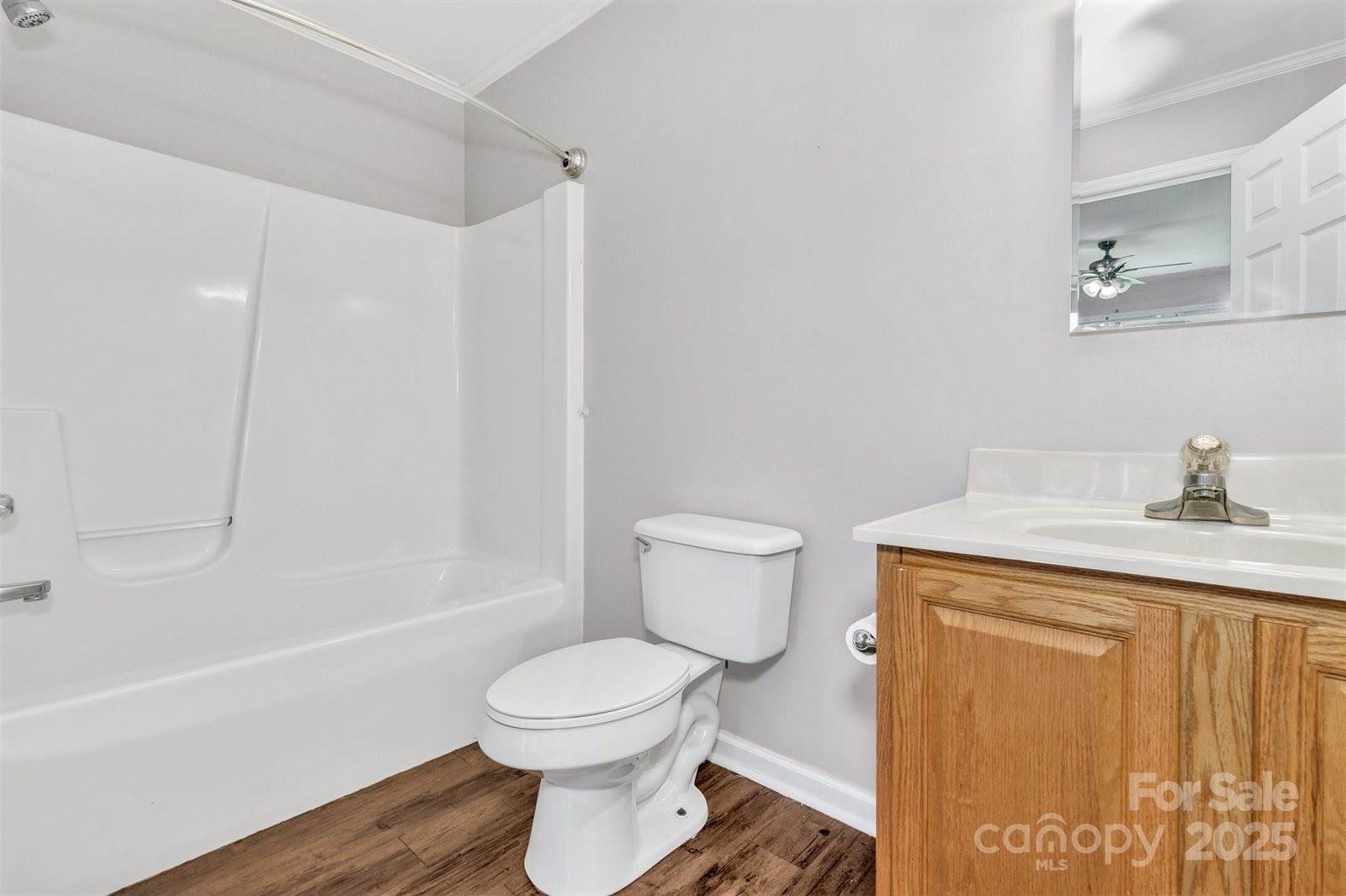 11 Vine Street, Asheville, NC 28804