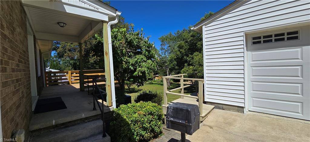 5606 Country Lane, Greensboro, NC 27410