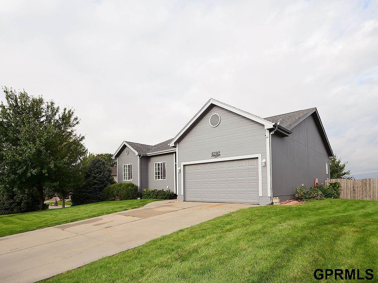 6202 South 189th Street, Omaha, NE 68135