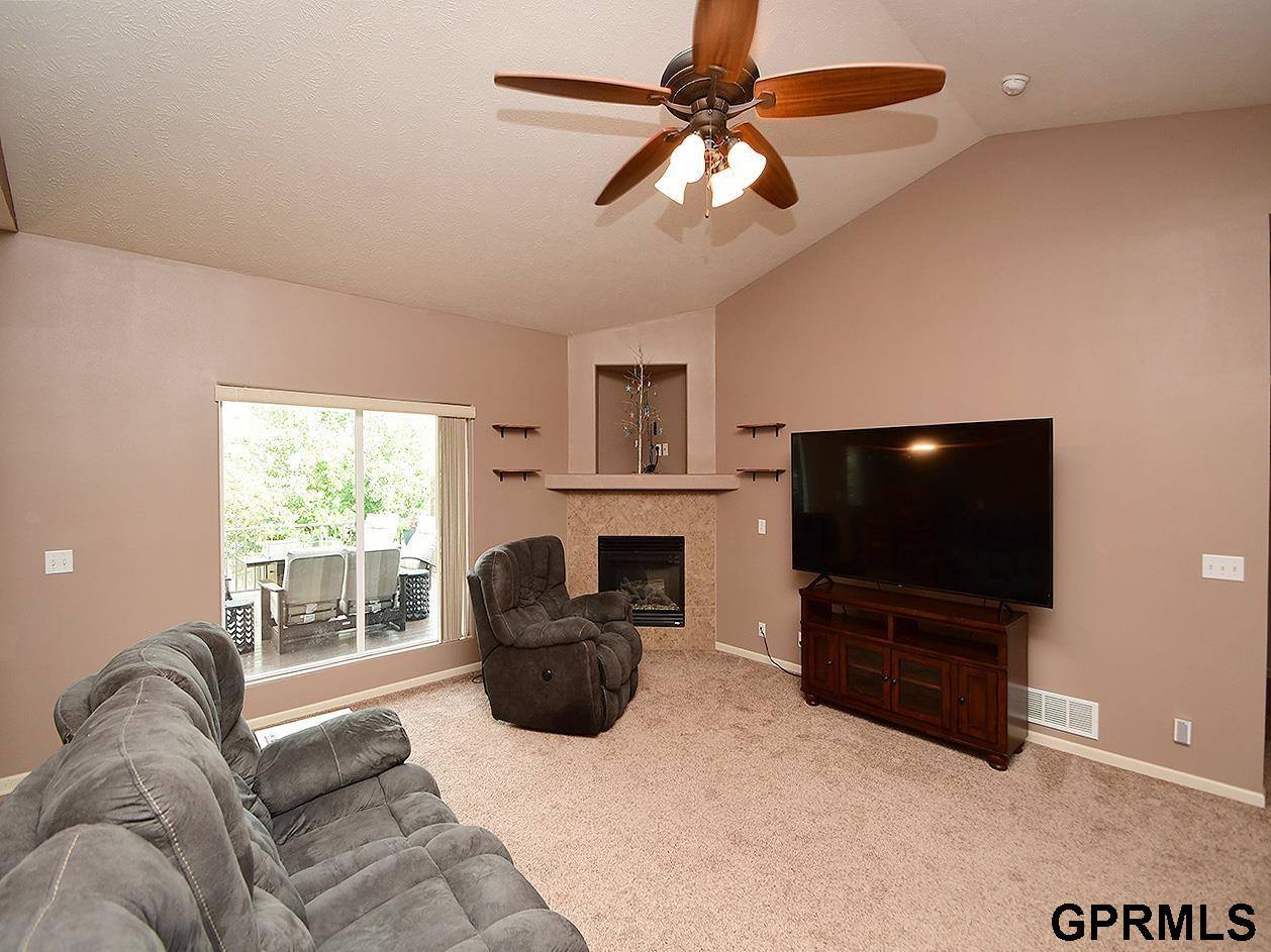 6202 South 189th Street, Omaha, NE 68135