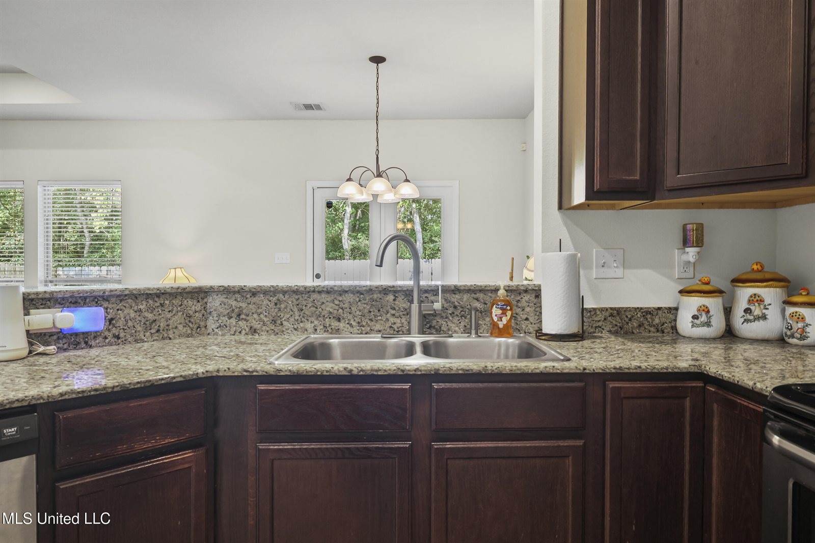 15223 Clemson Avenue, Gulfport, MS 39503