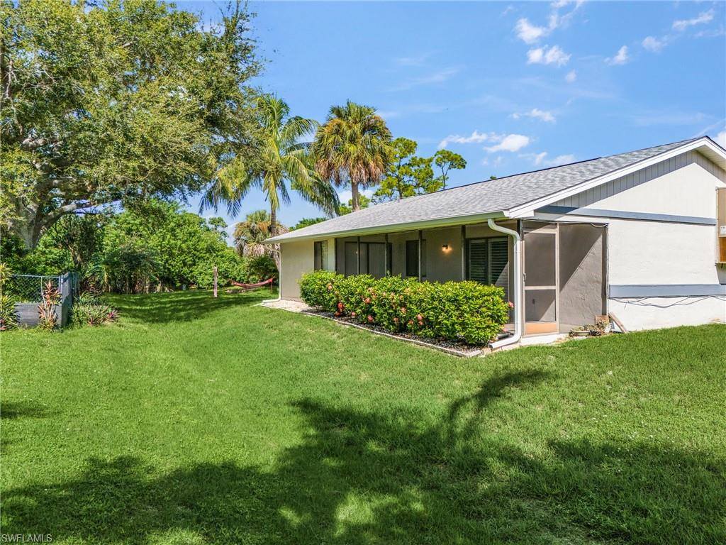 1313 Opuntia Ln, Naples, FL 34105