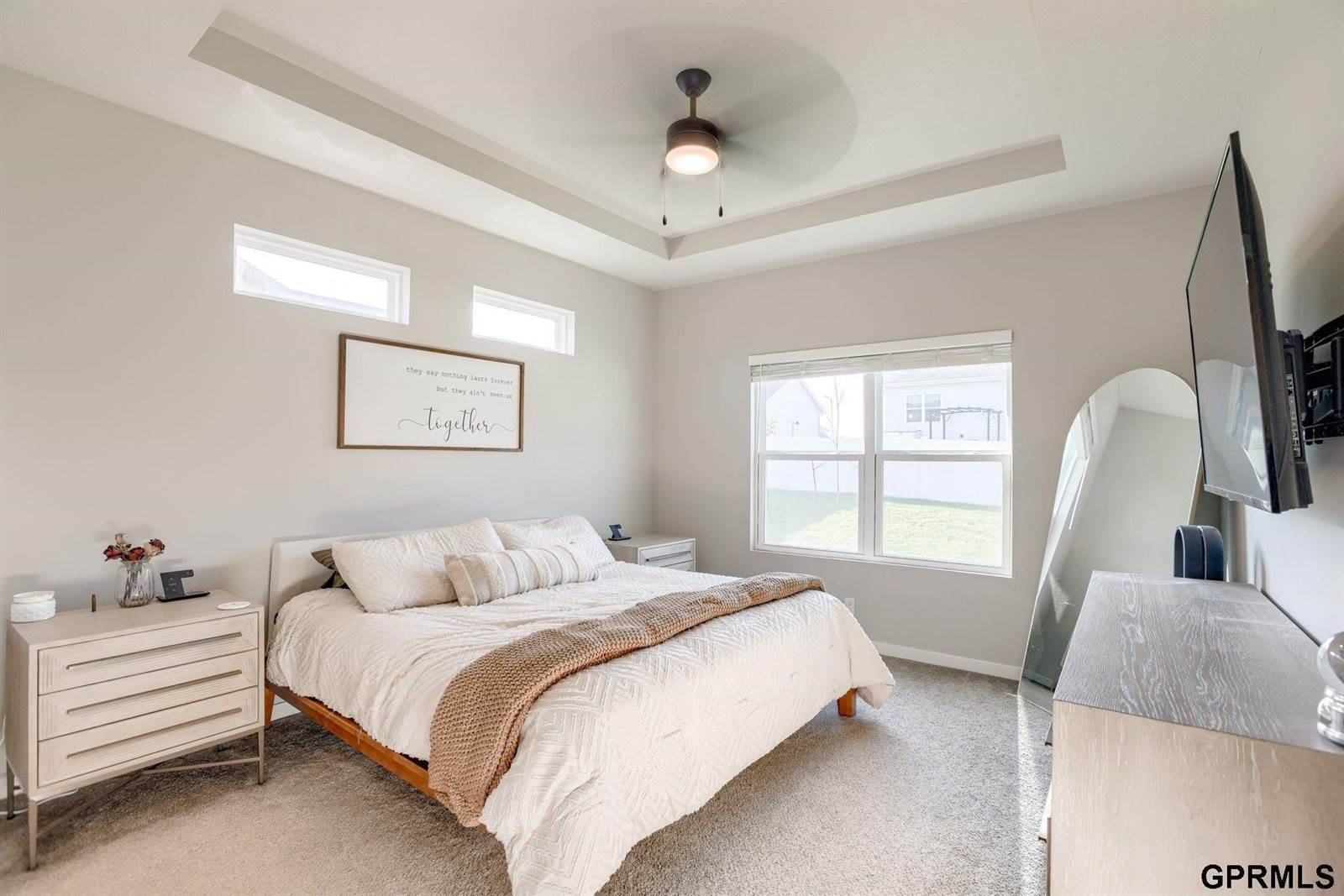 10915 Windward Avenue, Papillion, NE 68046