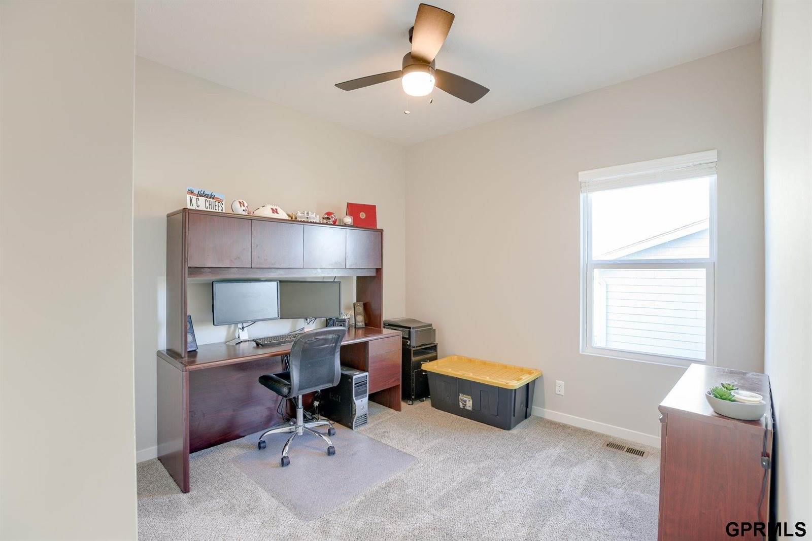 10915 Windward Avenue, Papillion, NE 68046