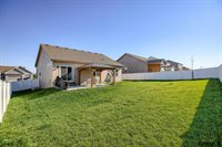 10915 Windward Avenue, Papillion, NE 68046