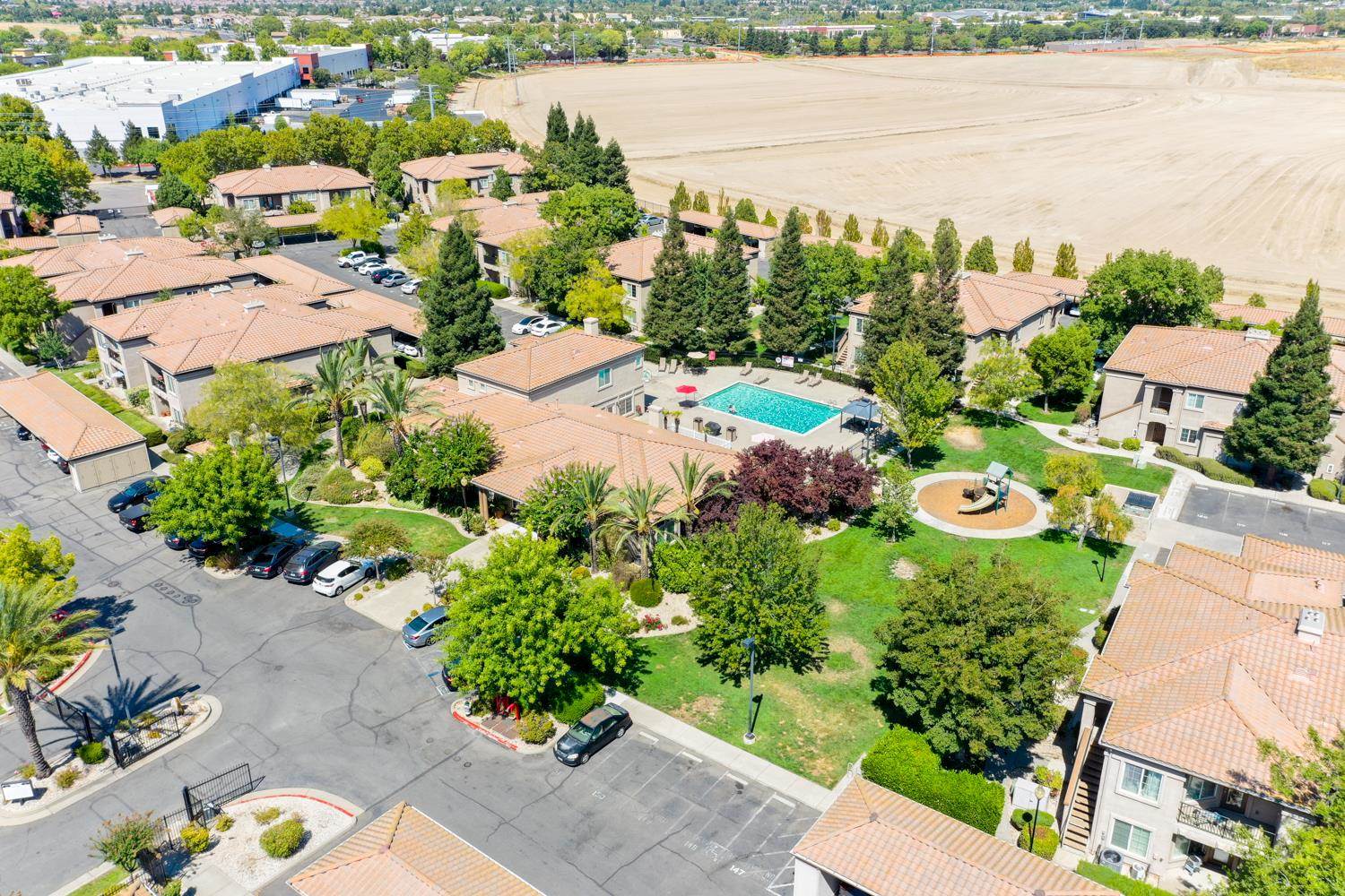 4200 East Commerce Way, Sacramento, CA 95834