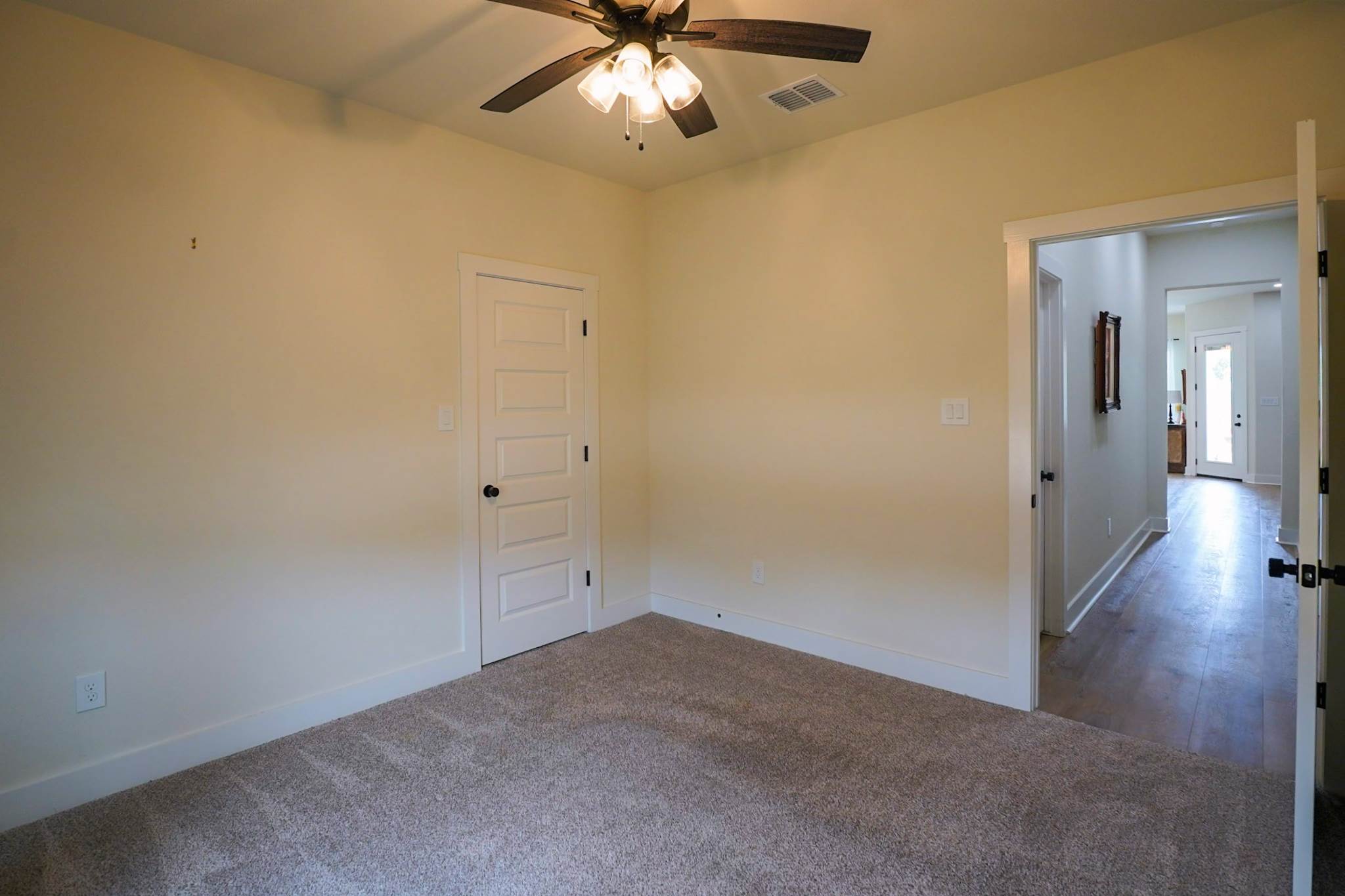 407 Geyser Trail, McGregor, TX 76657