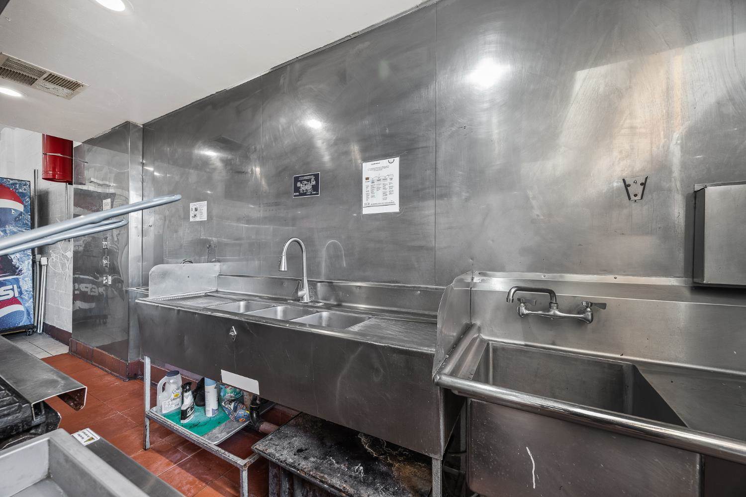 33027 Road 159, Ivanhoe, CA 93235