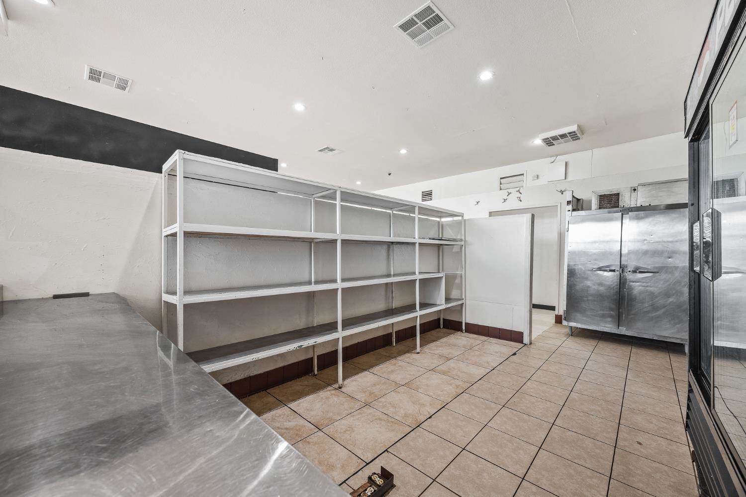 33027 Road 159, Ivanhoe, CA 93235