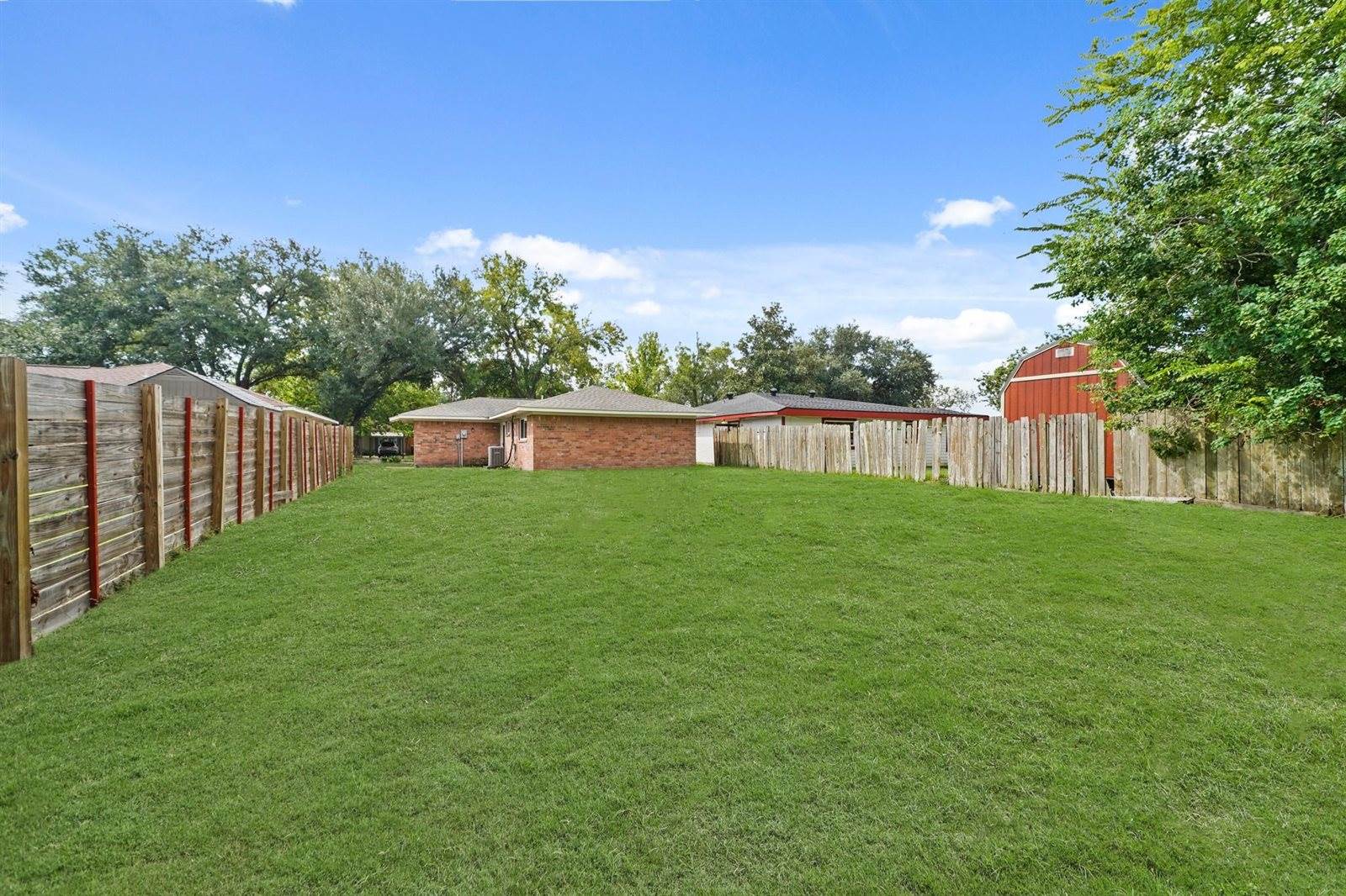 13726 Willie Melton Boulevard, Kendleton, TX 77451
