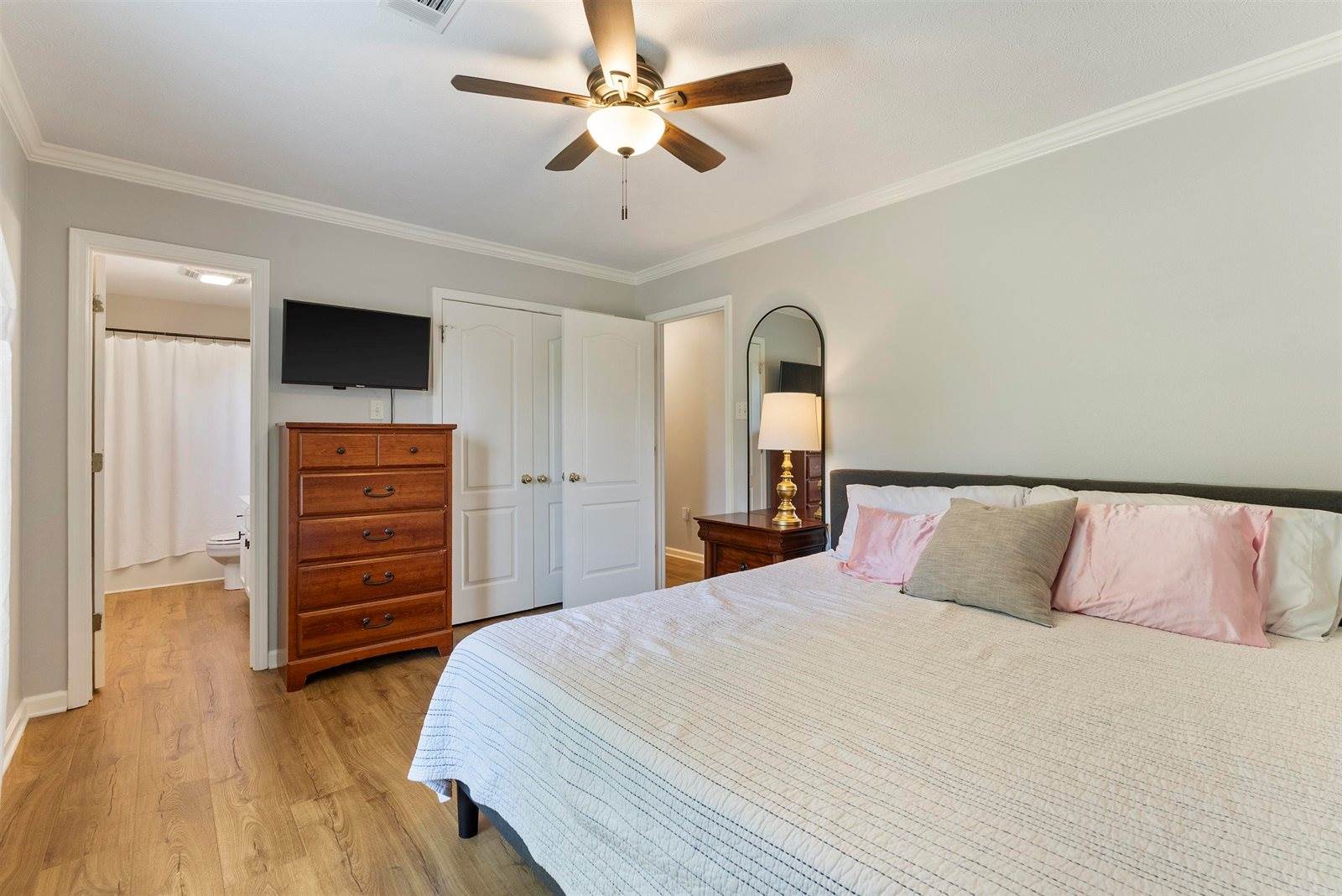 71 N Church, Vilonia, AR 72173