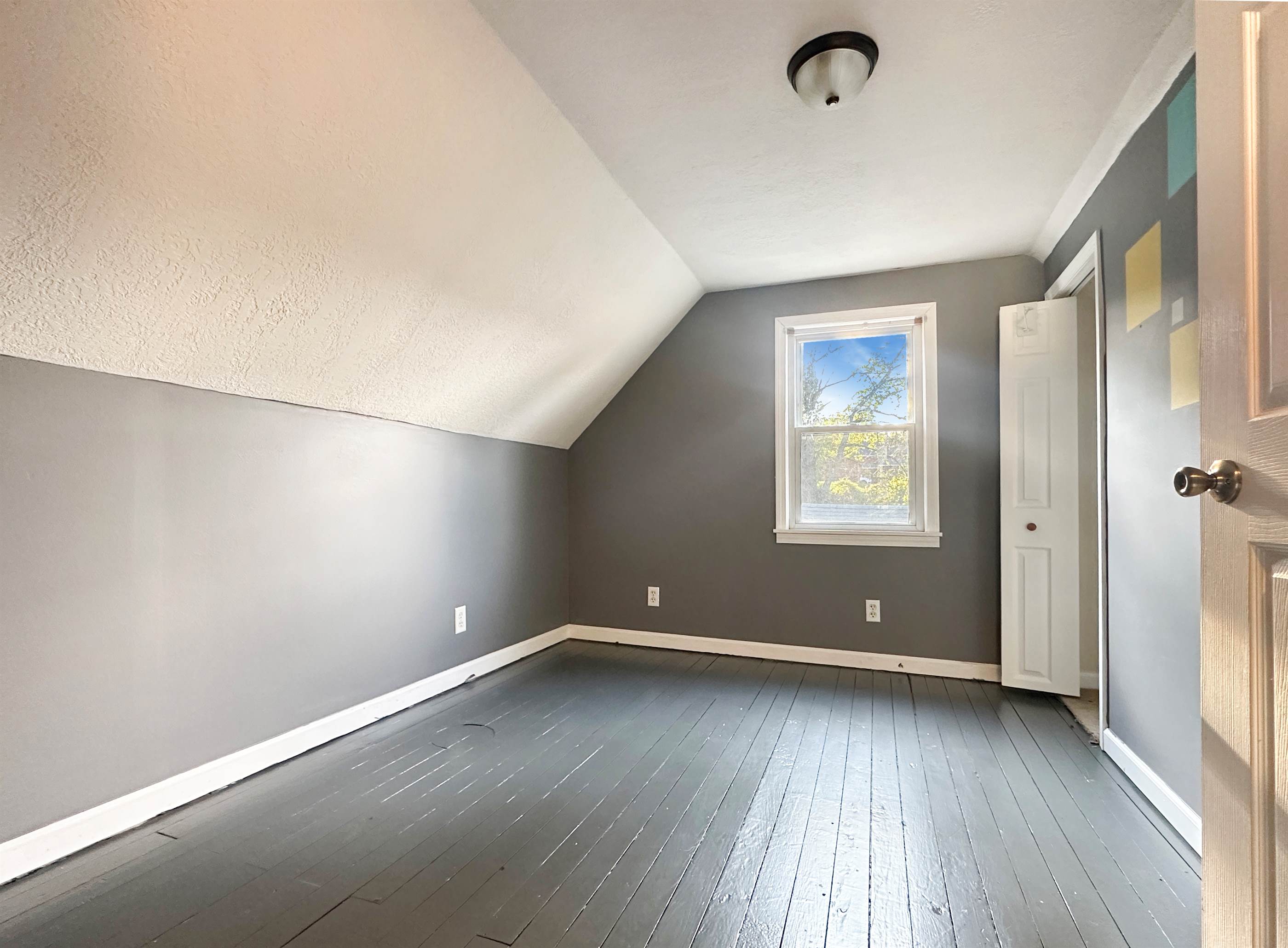 211 Monroe St, Loudonville, OH 44842