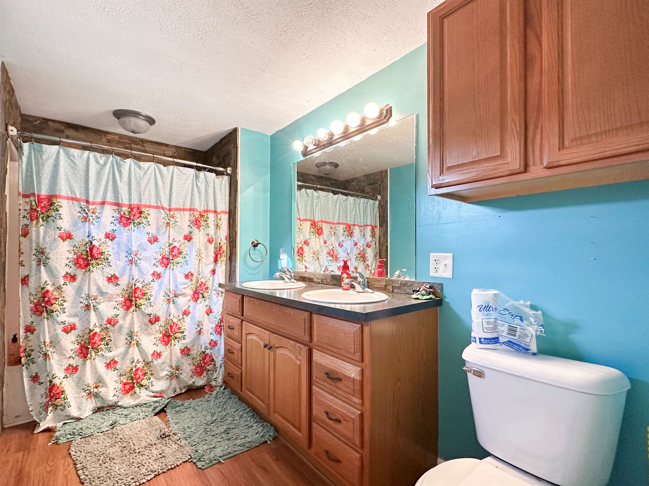 211 Monroe St, Loudonville, OH 44842