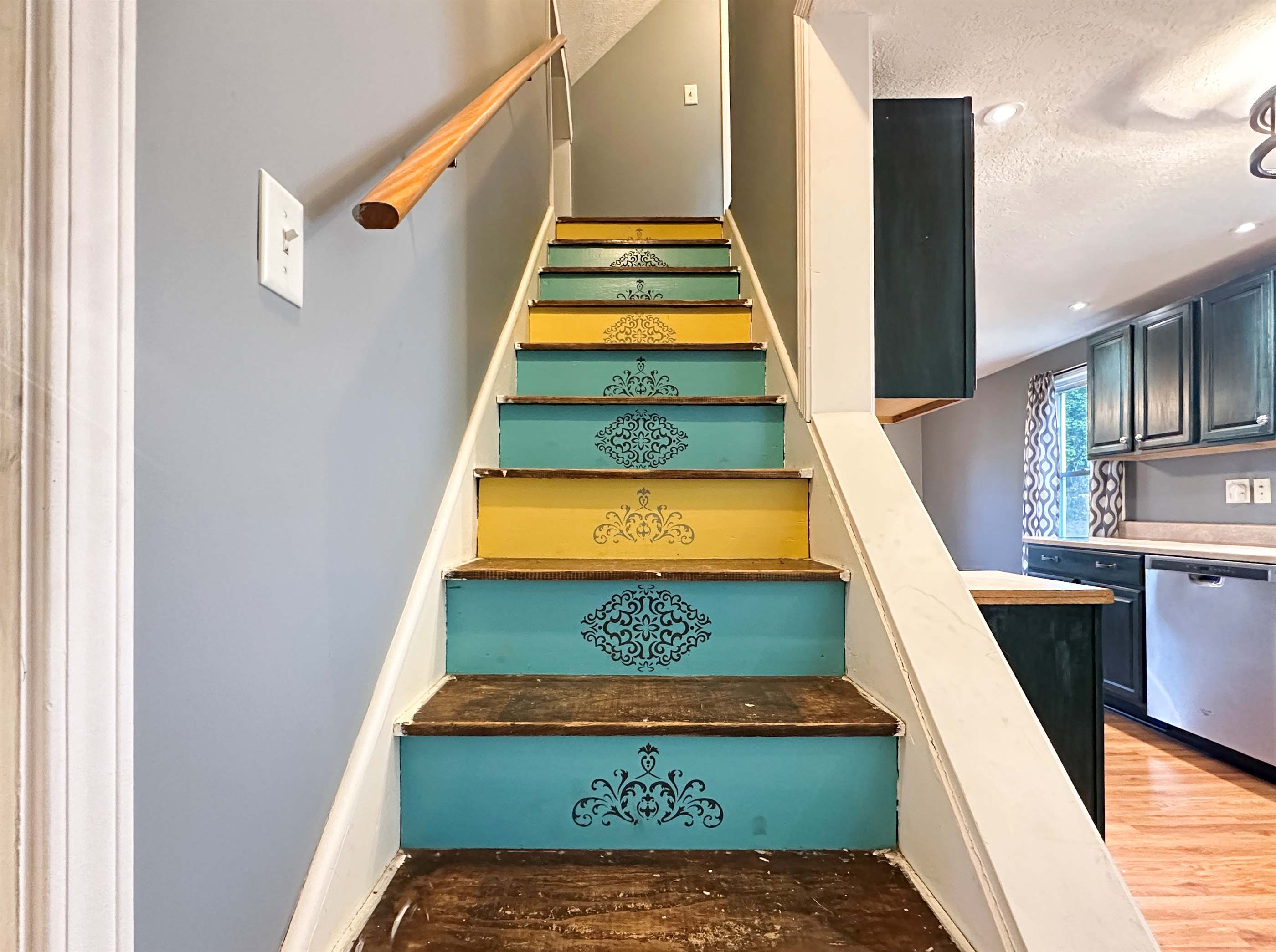 211 Monroe St, Loudonville, OH 44842