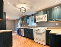 211 Monroe St, Loudonville, OH 44842