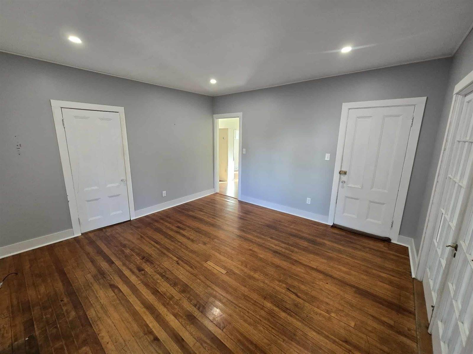 72 Garland Street, Bangor, ME 04401