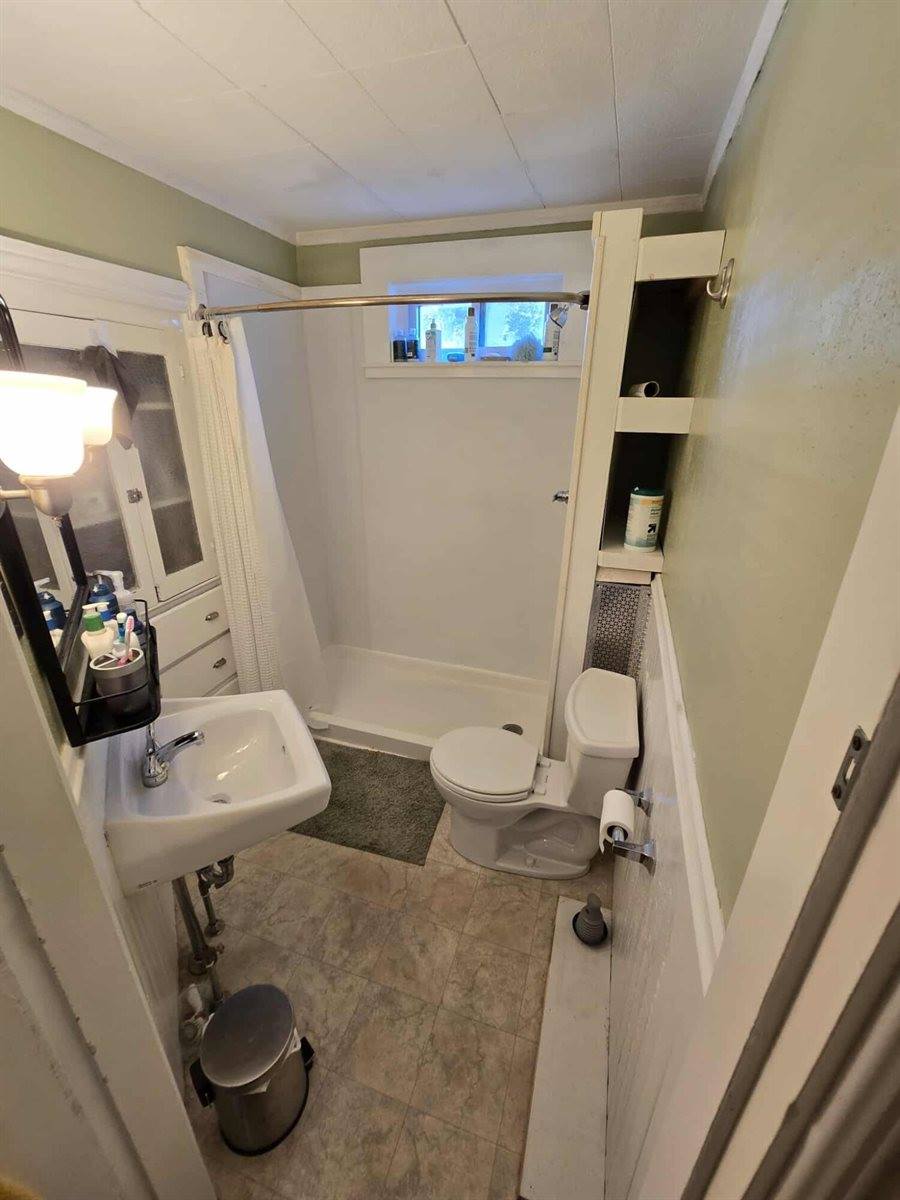 72 Garland Street, Bangor, ME 04401