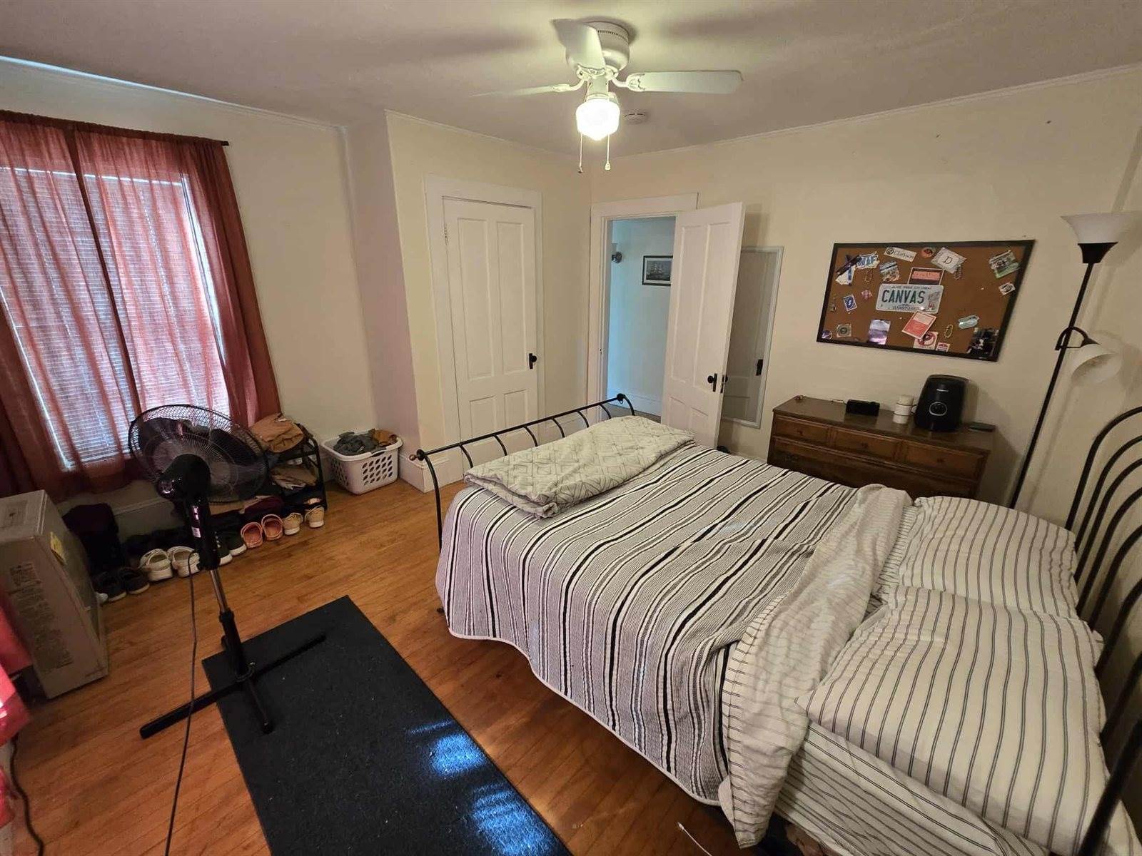 72 Garland Street, Bangor, ME 04401