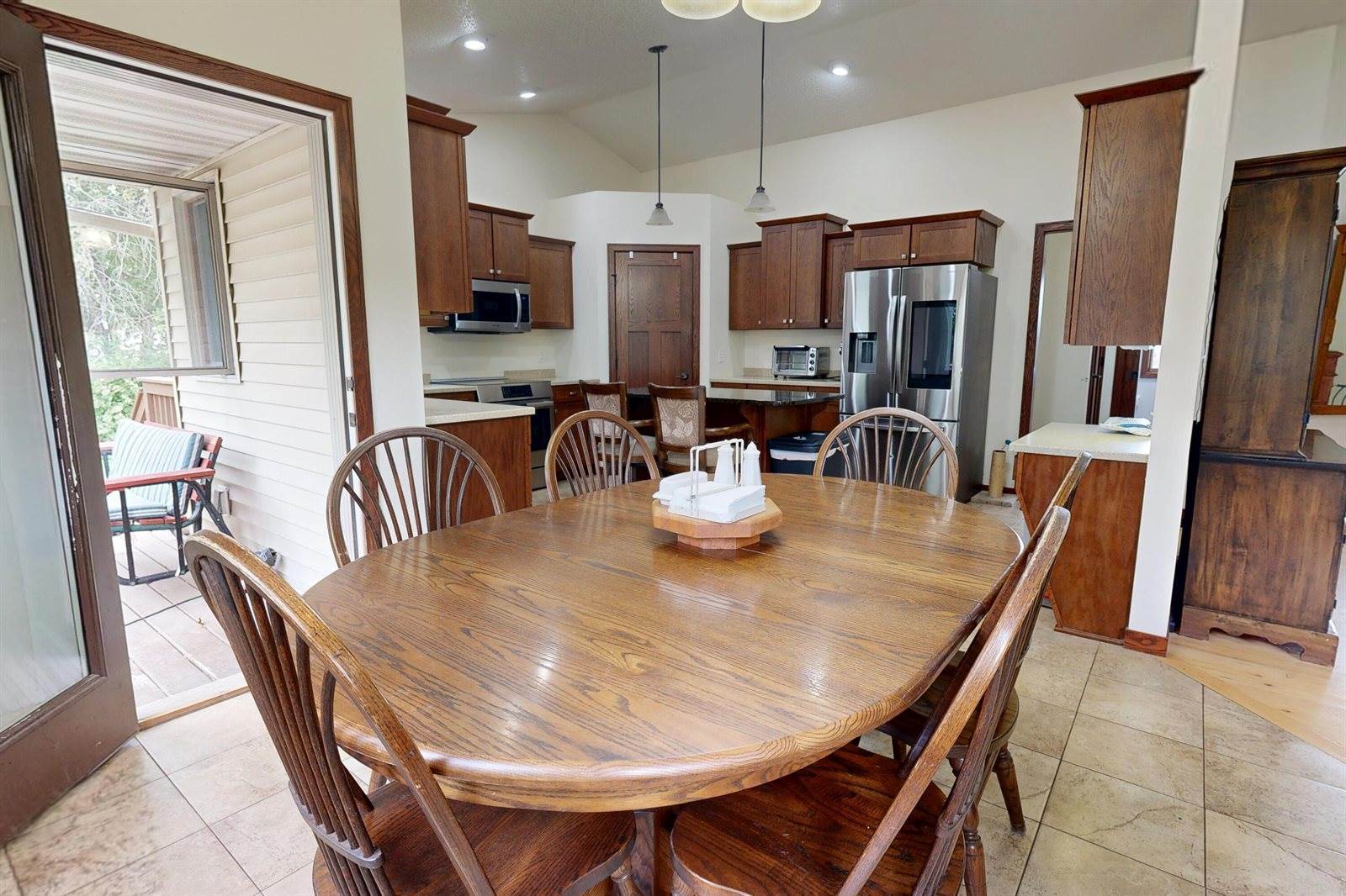 W7954 Country Ave, Holland, WI 54636